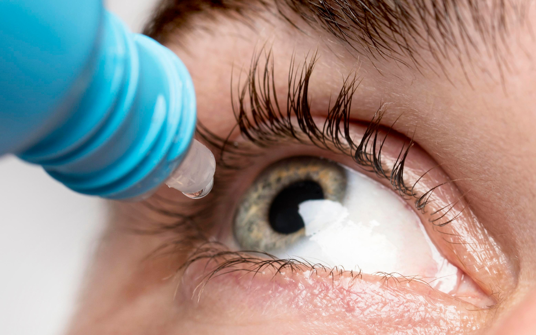 Colírio_saúde_olhos_ESBrasil