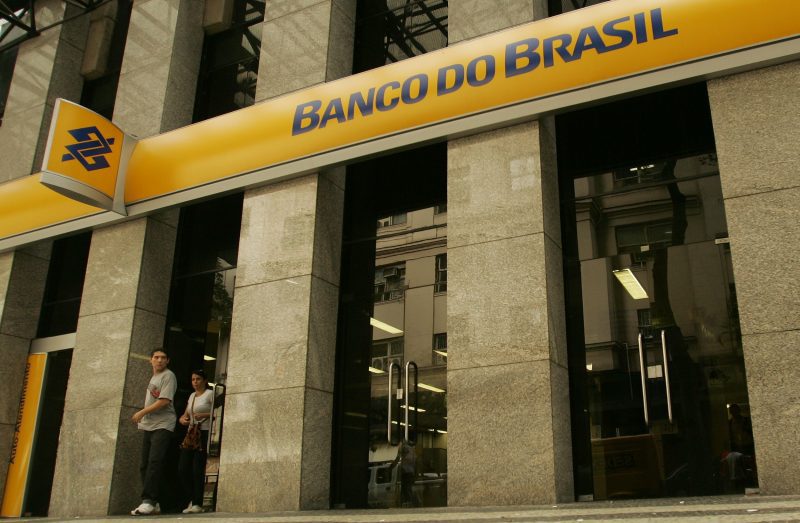 Bancos fecham no feriado
