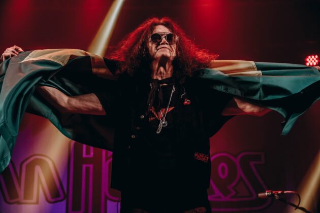 Glenn Hughes se apresenta em Vila Velha