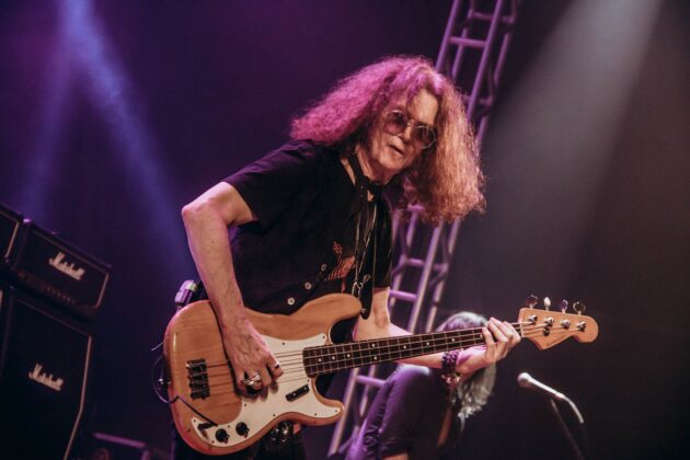 Glenn Hughes se apresenta em Vila Velha