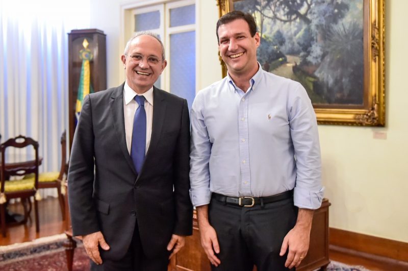 Paulo Hartung e Roberto Carneiro