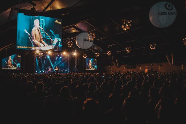 “50 Anos de Música" com Toquinho, Ivan Lins e MPB4”