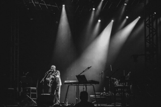 “50 Anos de Música" com Toquinho, Ivan Lins e MPB4”