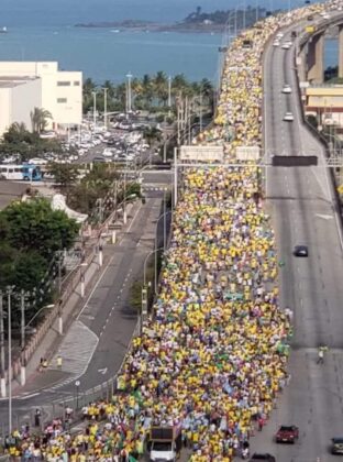 Manifestações contra e pró Bolsonaro