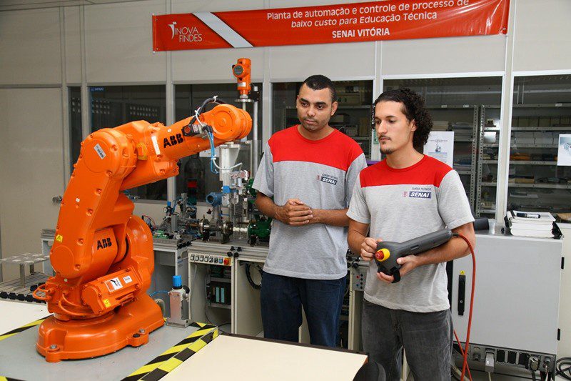 Matrículas para cursos técnicos encerram nesta sexta-feira (15)