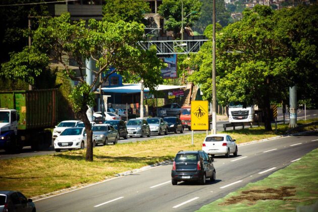 Av. Mario Gurgel