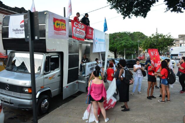 Protestos pela Educação