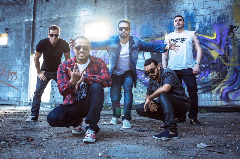 Programação especial em comemoração ao Dia do Rock no Embrazado
