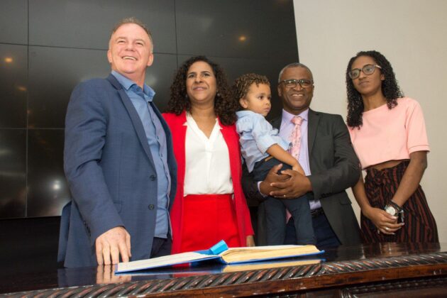 Jaqueline Moraes assume governo interinamente
