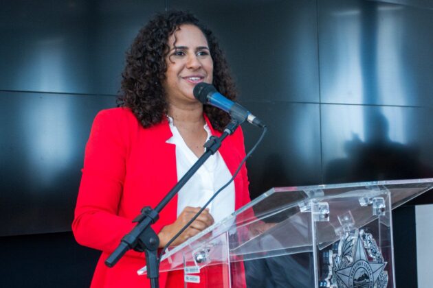 Jaqueline Moraes assume governo interinamente