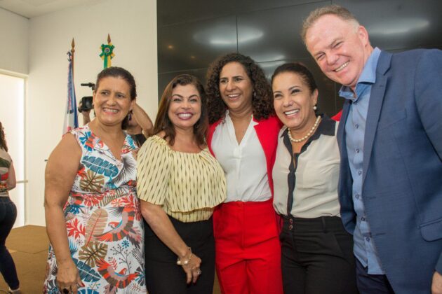 Jaqueline Moraes assume governo interinamente
