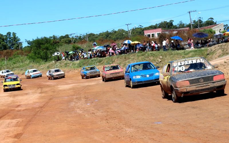 Domingo tem Velocidade na Terra em Jacaraípe