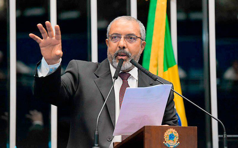 Um dos destaques a reforma da Previdência foi de Paulo Paim (PT-RS)
