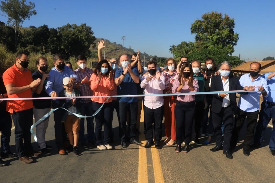 Interior do Estado: Governo inaugura Rodovia ES-436 Rodovia ES-436