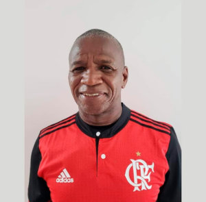 Mais um ídolo do Flamengo recebe homenagem em Vitória