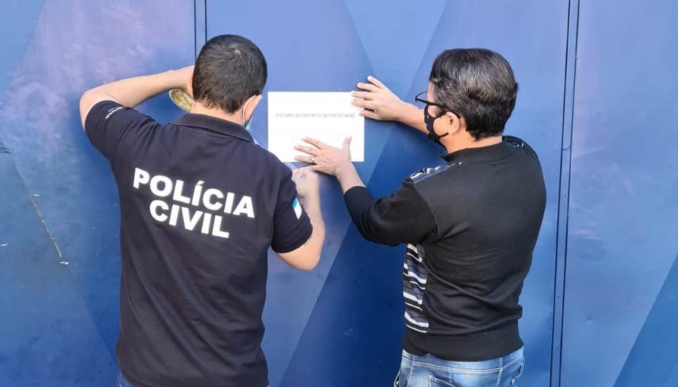 Polícia interdita fábrica de fios elétricos irregulares na Serra