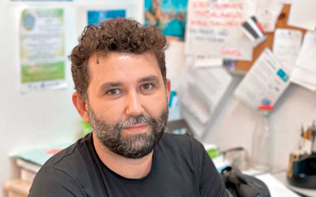 Política de dois lados