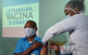 esbrasil_testes_agendado_vacina_e_confia