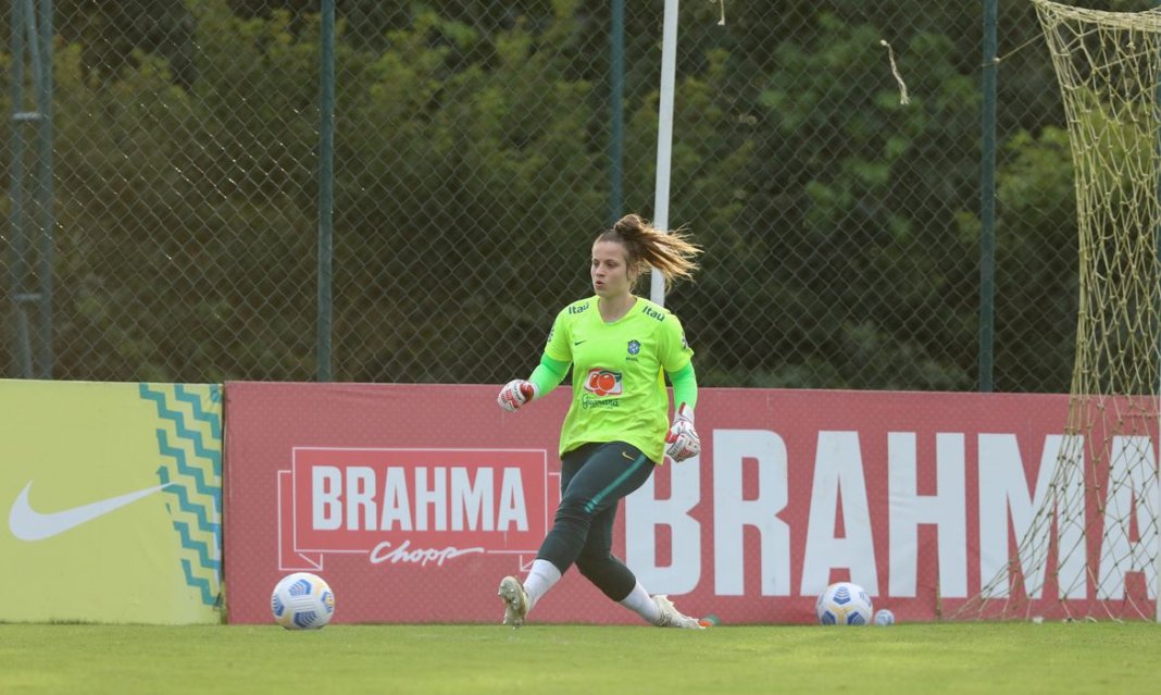 Foto_Gabi_Barbieri_Seleção_feminina_Revista_ES_Brasil