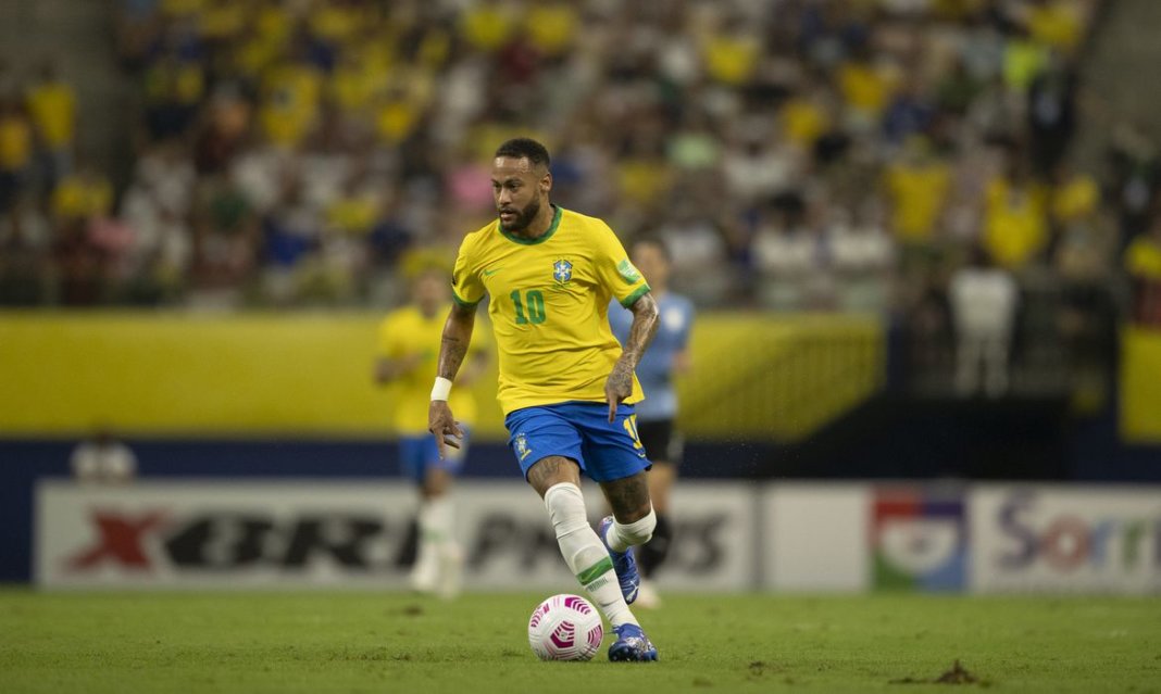 A possível convocação de Neymar para a Seleção Brasileira por Ancelotti gera debate. Casagrande e Luxemburgo criticam a decisão. Foto: Lucas Figueiredo/CBF/Direitos Reservados
