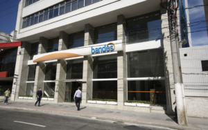 Bandes adere a aliança de bancos latino-americanos