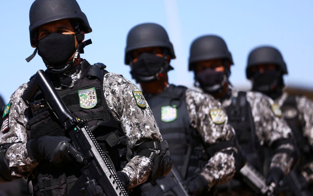 militares_doacoes_forca_nacional_imigrantes_ESBrasil
