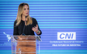 Indústria da transformação puxa a produção do ES