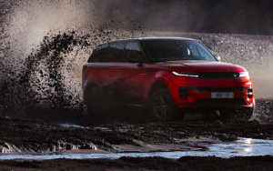Range Rover Sport chega ao país renovado e esbanjando luxo