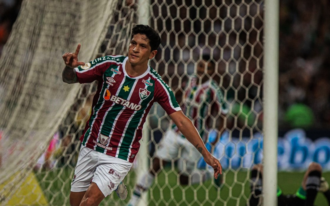 Cano vence duelo de artilheiros com Pedro Raul - Foto: Marcelo Goncalves/Fluminense F. C./Direitos Reservados