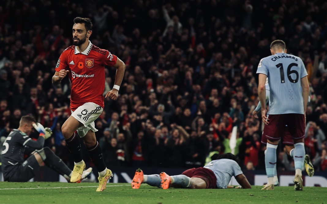 Sem Cristiano Ronaldo, United sofre, mas vai às oitavas da Copa da Liga Inglesa - Foto: Reprodução Twitter Manchester United/@ManUtd
