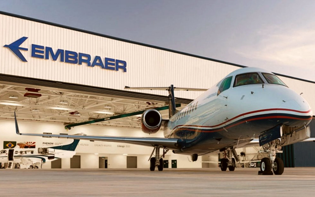 Embraer_aeroporto_galpão_ESBrasil