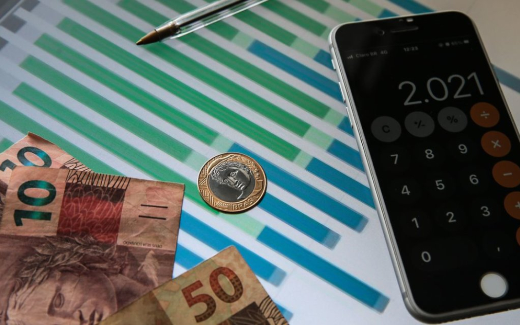 Economia_ESBrasil