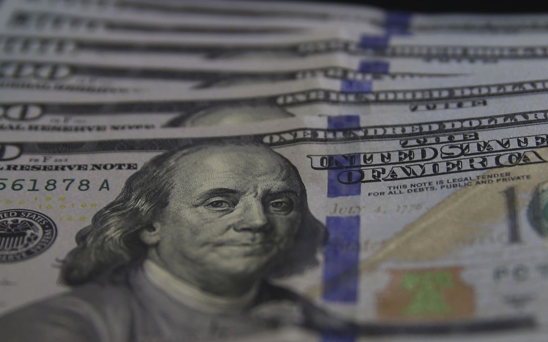 Dólar desaba após tarifas de Trump - Foto: © Valter Campanato/Agência Brasil