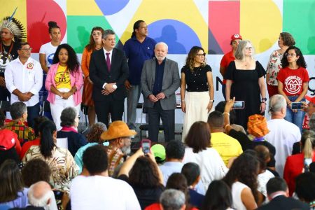 Presidente assina decreto que cria o Conselho de Participação Social