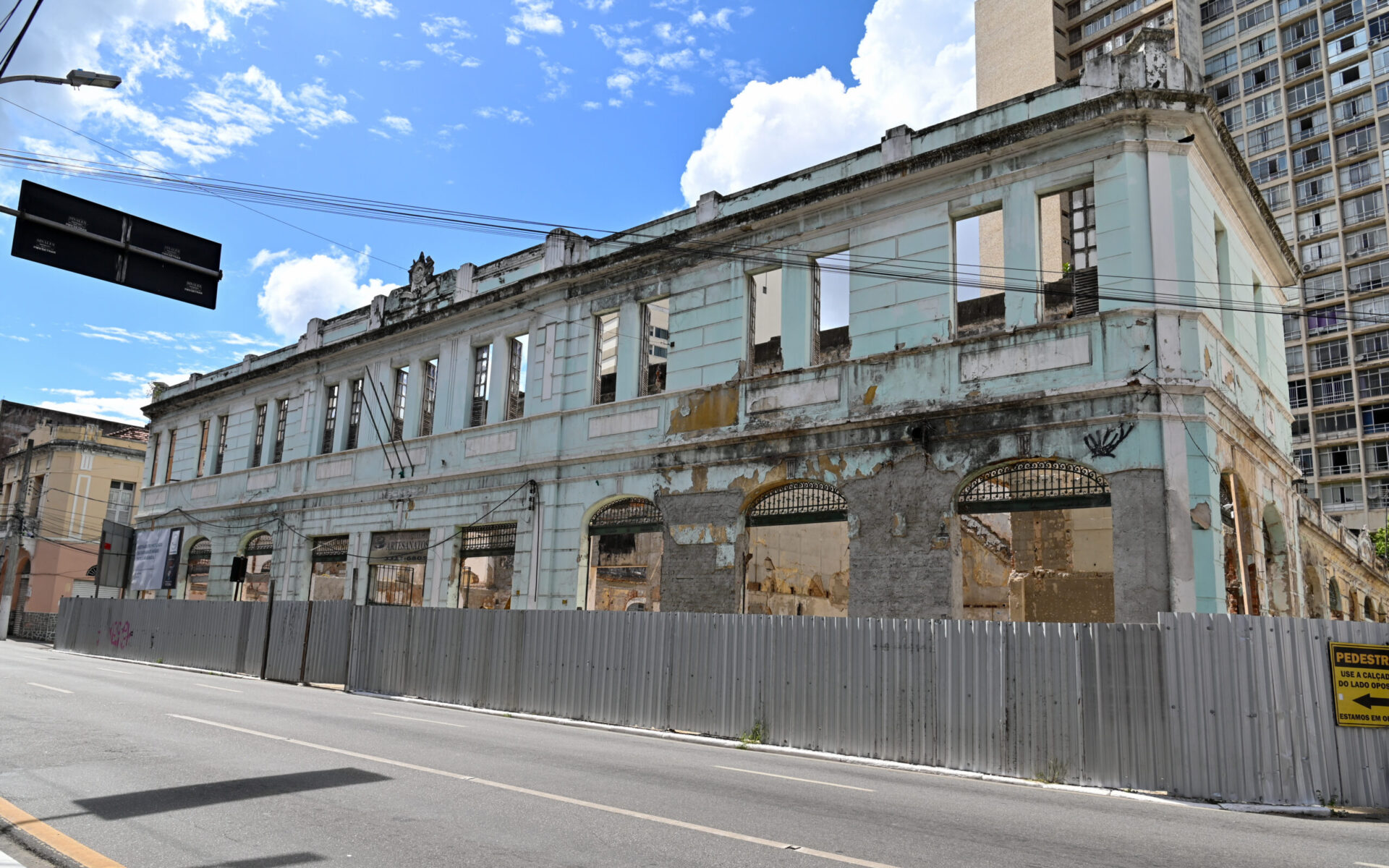 Obras de reforma do Mercado da Capixaba estão no prazo.