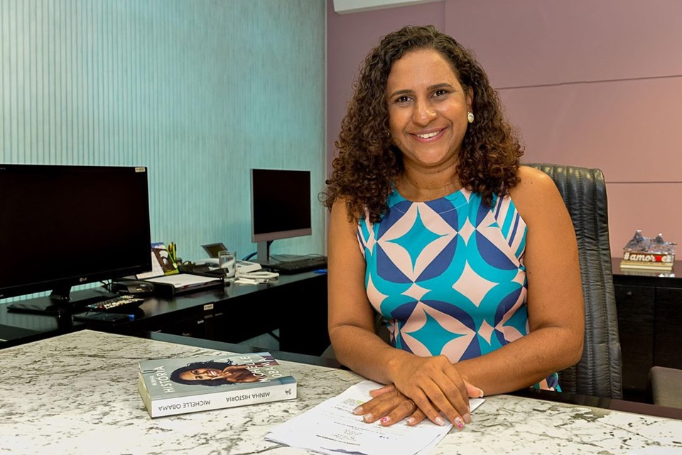Jacqueline Moraes é homenageada em premiação internacional