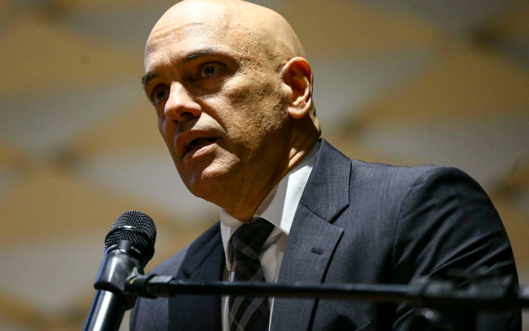 Mensagens encontradas no celular do senador capixaba Marcos do Val apontaram um suposto plano do parlamentar para a prisão do ministro Alexandre de Moraes