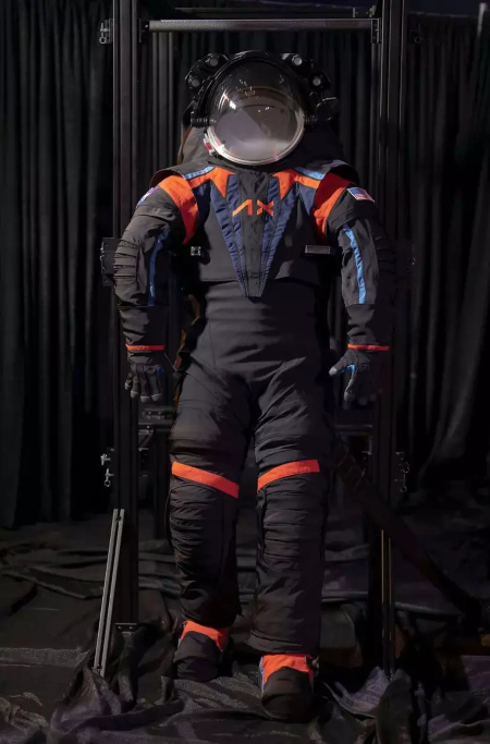 Artemis III: revelado protótipo de traje para missão lunar