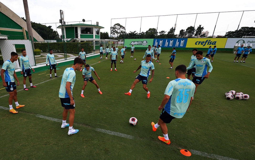 Palmeiras treina com titulares e Abel faz ajustes de olho em final do Paulista - Foto: SE Palmeiras / @Palmeiras