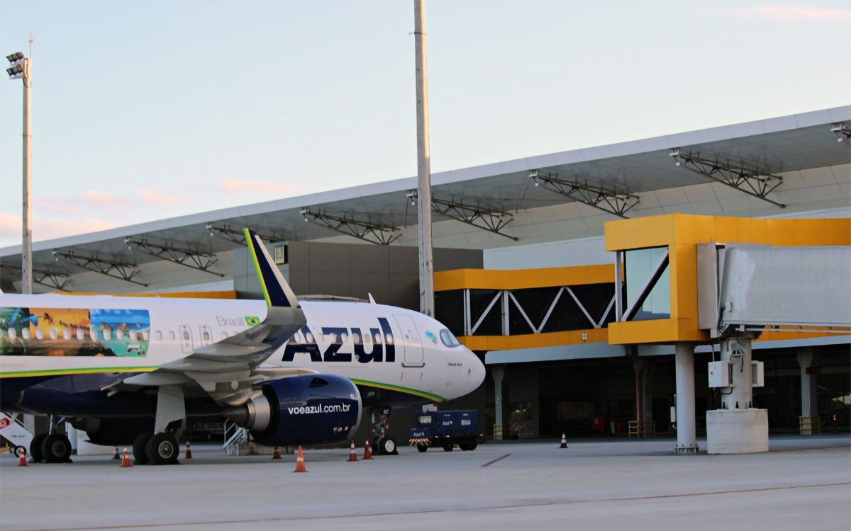 Companhia aérea Azul se adiantou e já realizou as mudanças impostas pelo Governo Federal