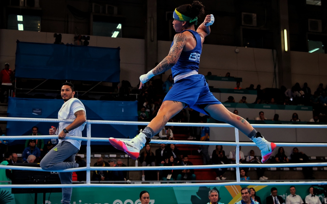 Boxe brasileiro dá show com nove finais no Pan de Santiago e vagas para Paris-2024 - Foto: Reprodução COB - Miriam Jeske/COB