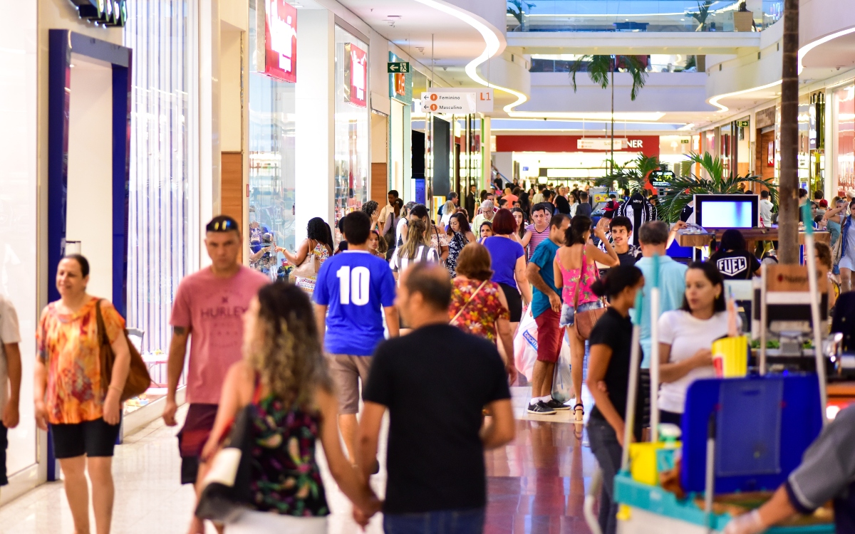 Veja os principais passos para não sair no prejuízo durante um dos períodos em que os consumidores mais compram