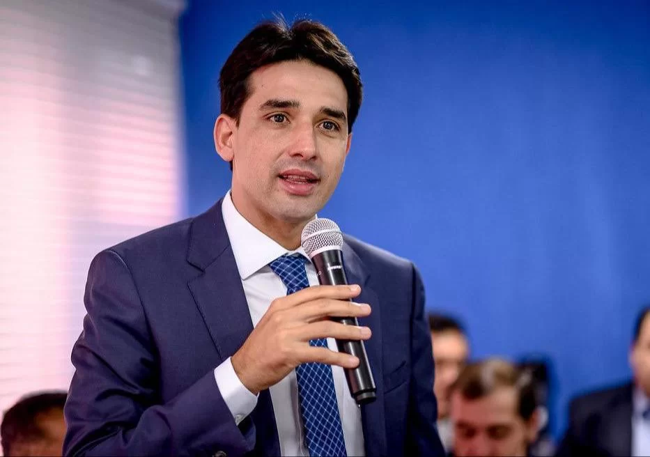 Em entrevista, Costa Filho afirmou que em 15 dias resolverá este impasse que vem mobilizando políticos de ambas as frentes partidárias
