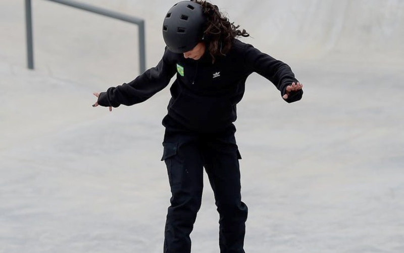 Rayssa Leal avança em 2º lugar para as semifinais do Mundial de Street - Foto: Reprodução Twitter @timebrasil / Alexandre Loureiro/COB