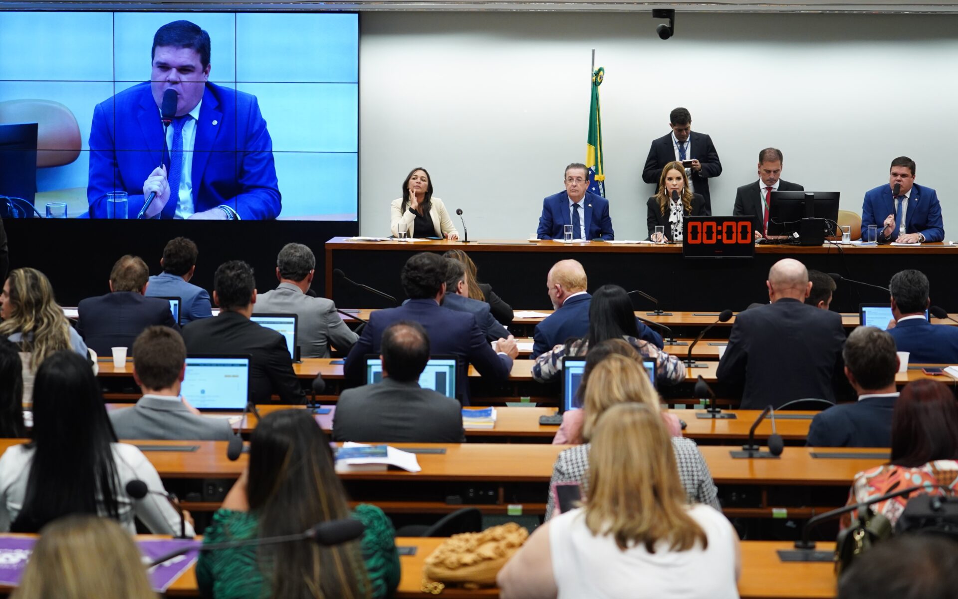 corte_verbas_orçamento_pac_cmo