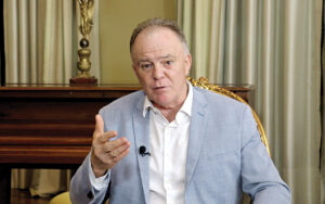 Renato Casagrande avalia primeiro ano do terceiro mandato