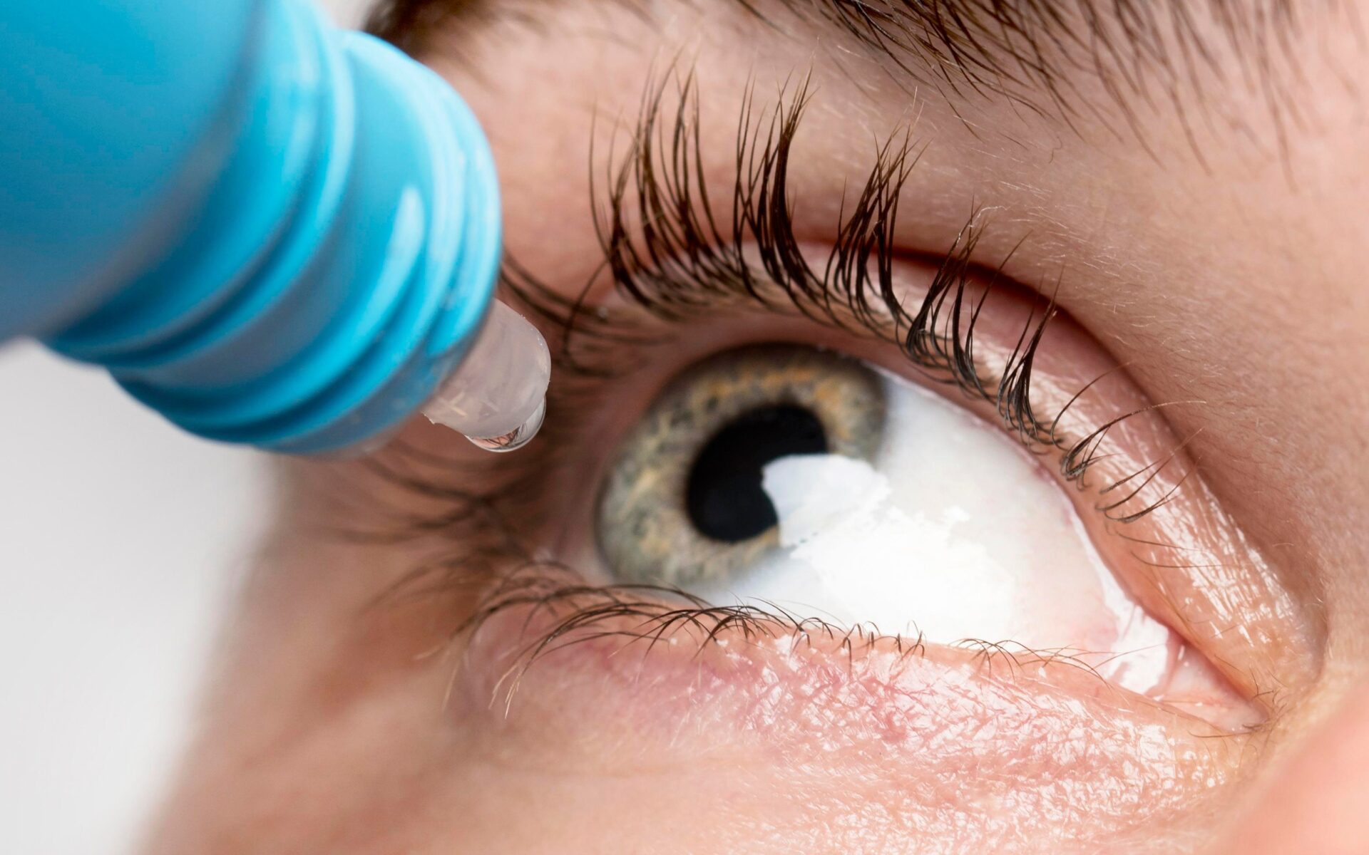 risco_cirurgia_mudança_cor_olhos