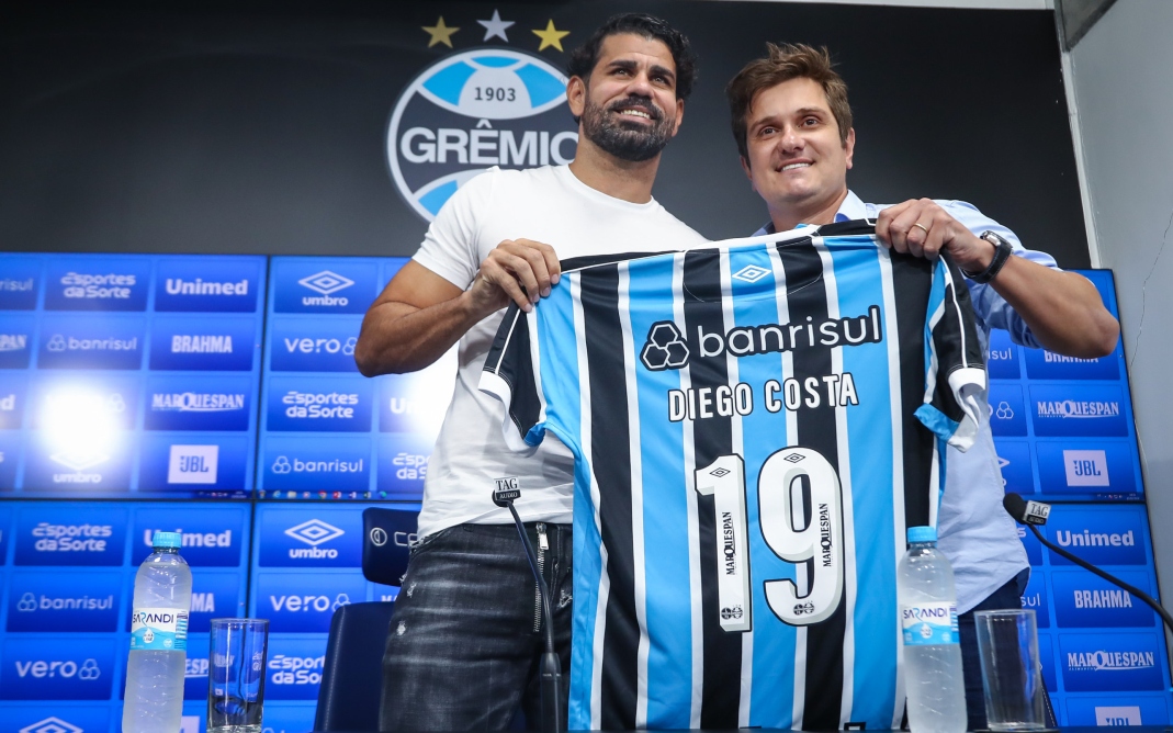 Substituto de Suárez no Grêmio, Diego Costa evita comparação e garante: 'Não houve dúvida' - Foto: Reprodução Grêmio.net - Lucas Uebel | Grêmio FBPA