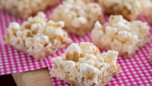Dia da Pipoca: 3 receitas diferentes e fáceis usando o ingrediente