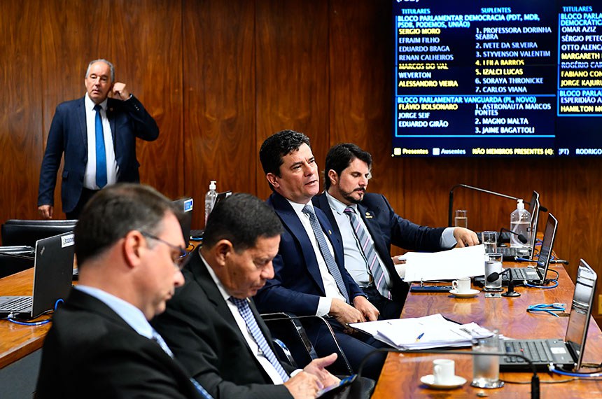 Do Val quer a construção de um presídio federal em cada estado